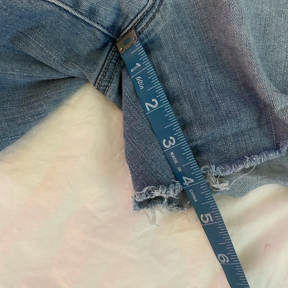 American Eagle Outfitters Light Blue Jean Stretch Shorts Size 2 - Picture 6 of 10
